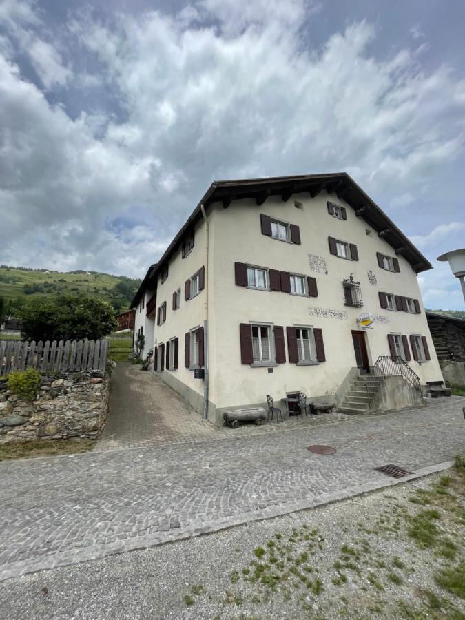 Gasthaus Beverin Farden Luaran gambar