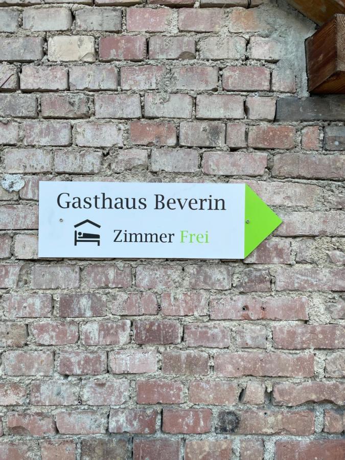 Gasthaus Beverin Farden Luaran gambar